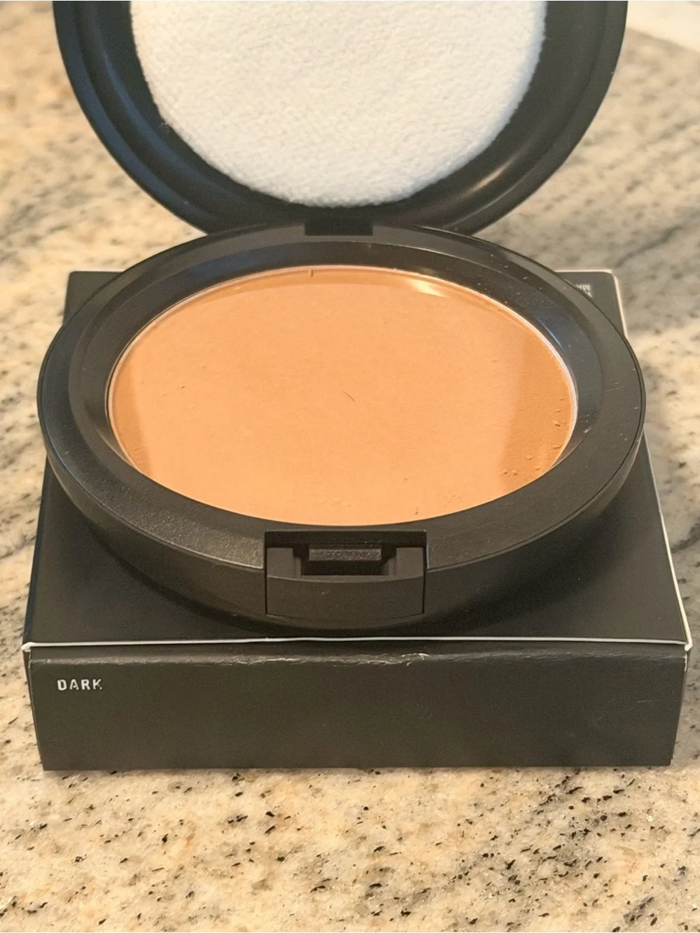 MAC Blot Powder Pressed Compact - Dark